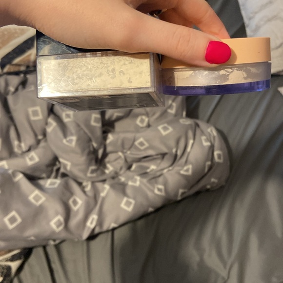 2 Setting powders - Picture 3 of 3